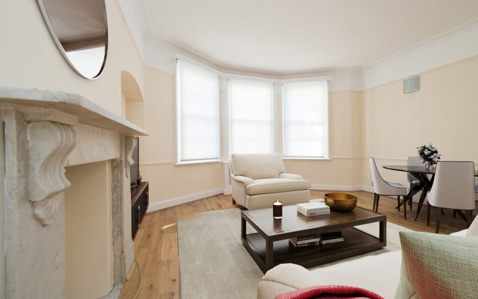 Lounge 3 of Maybury Court