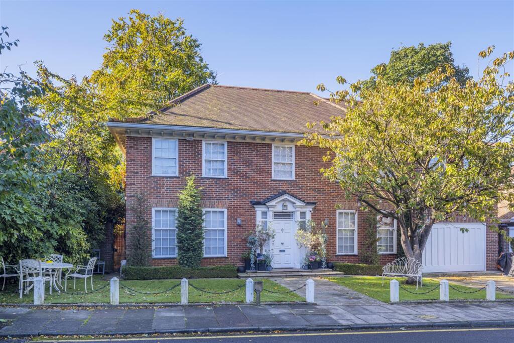 Hampstead Property