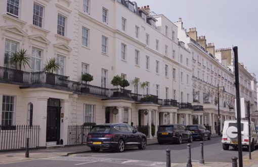 Mews houses in London - Belgravia property - Burton Mews Property Tour